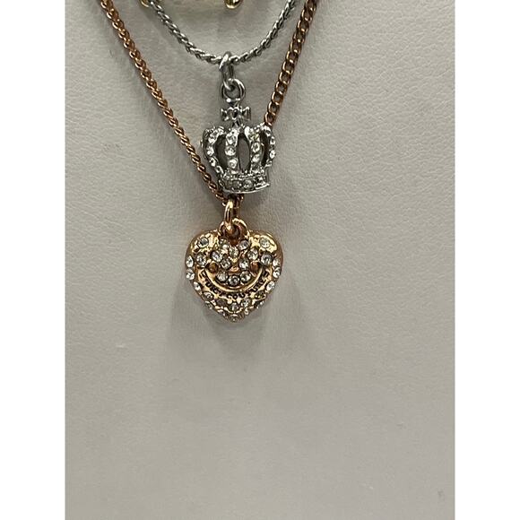 Juicy Couture Tiered Graduated Triple Strand 3 Charm Logo Crown Heart Necklace - Picture 4 of 7